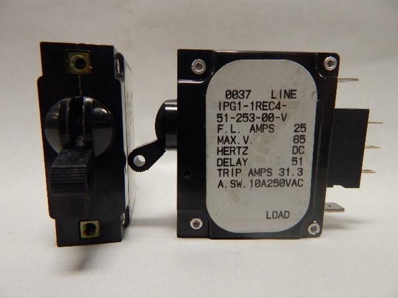 Airpax   IPG1-1REC4-51-253-00-V     1 Pole 25 Amp 65VDC 125VAC w Auxillary Contacts Circuit Breaker