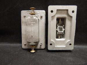 Appleton   FSK-1VTS     1 Gang Tumbler Switch Cover Malleable Iron
