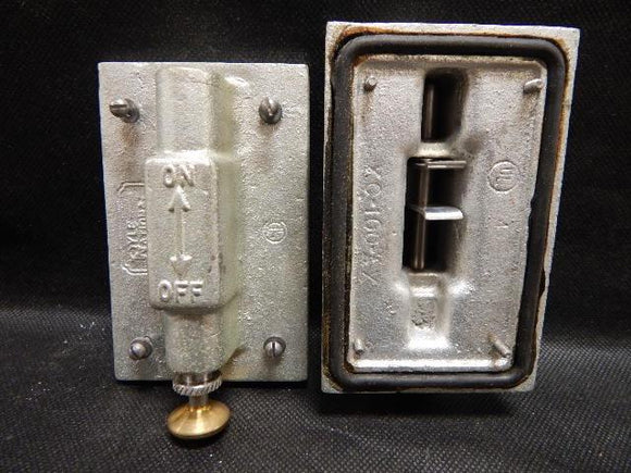 Pyle National   XC-100     1 Gang Tumbler Switch Cover Malleable Iron